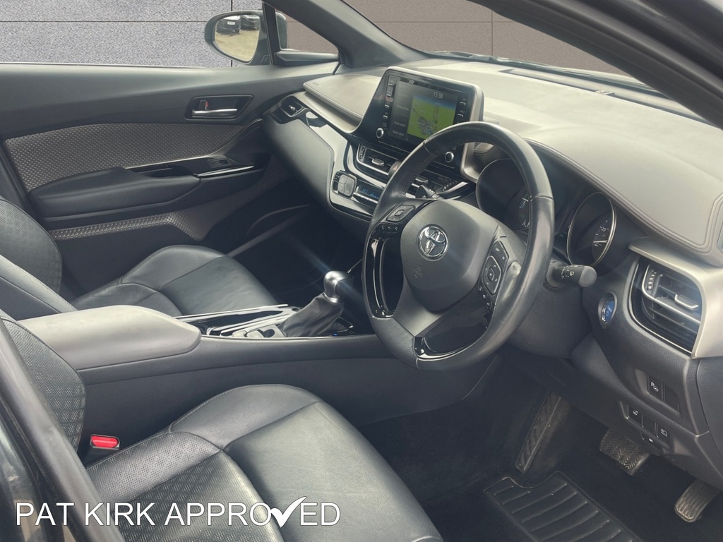 Toyota C-Hr 1.8 Hybrid Excel Cvt YE71GYR Black #5