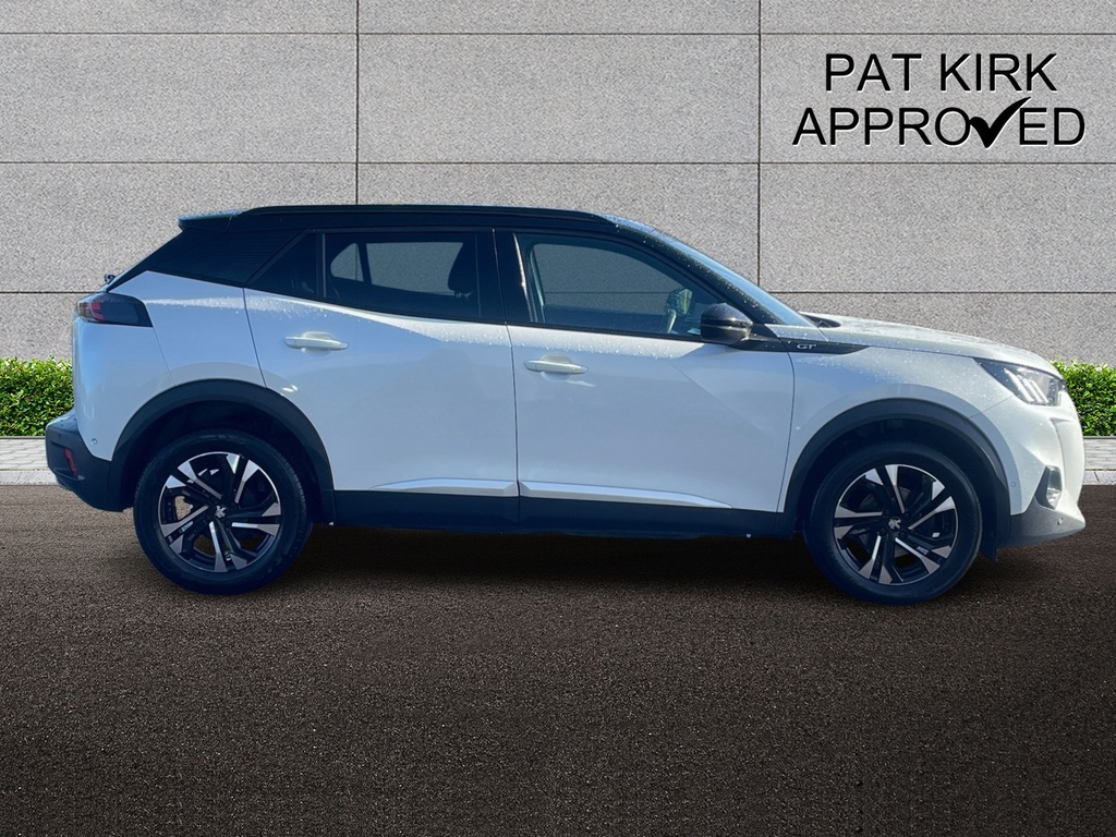 Peugeot 2008 1.2 Puretech 130 Gt CJ71GGF White #3