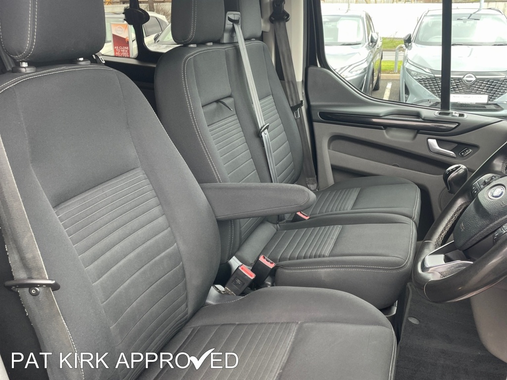 Ford Transit Custom 2.0 Ecoblue 130Ps Low Roof Dcab Limited Van AVZ6652 Black #6