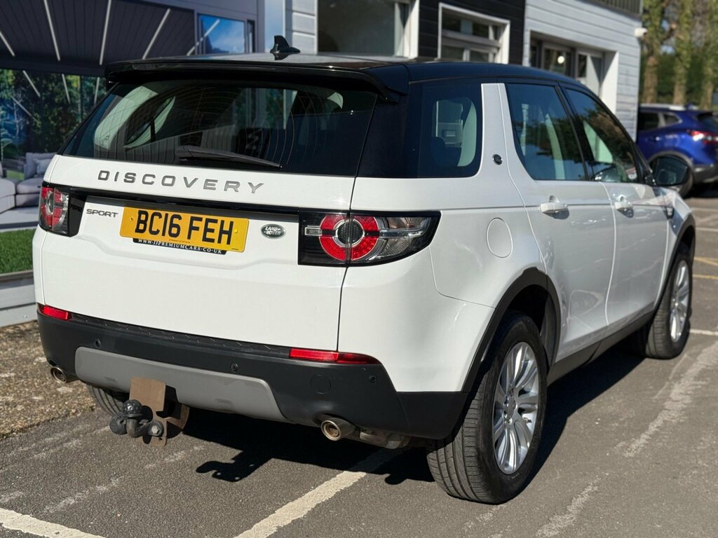 Land Rover Discovery Sport 2.0 Td4 Se Tech 4Wd Euro 6 Ss BC16FEH White #3