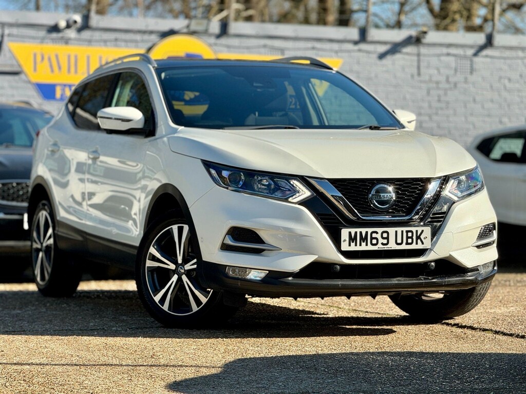 Nissan Qashqai Qashqai N-connecta Dci White