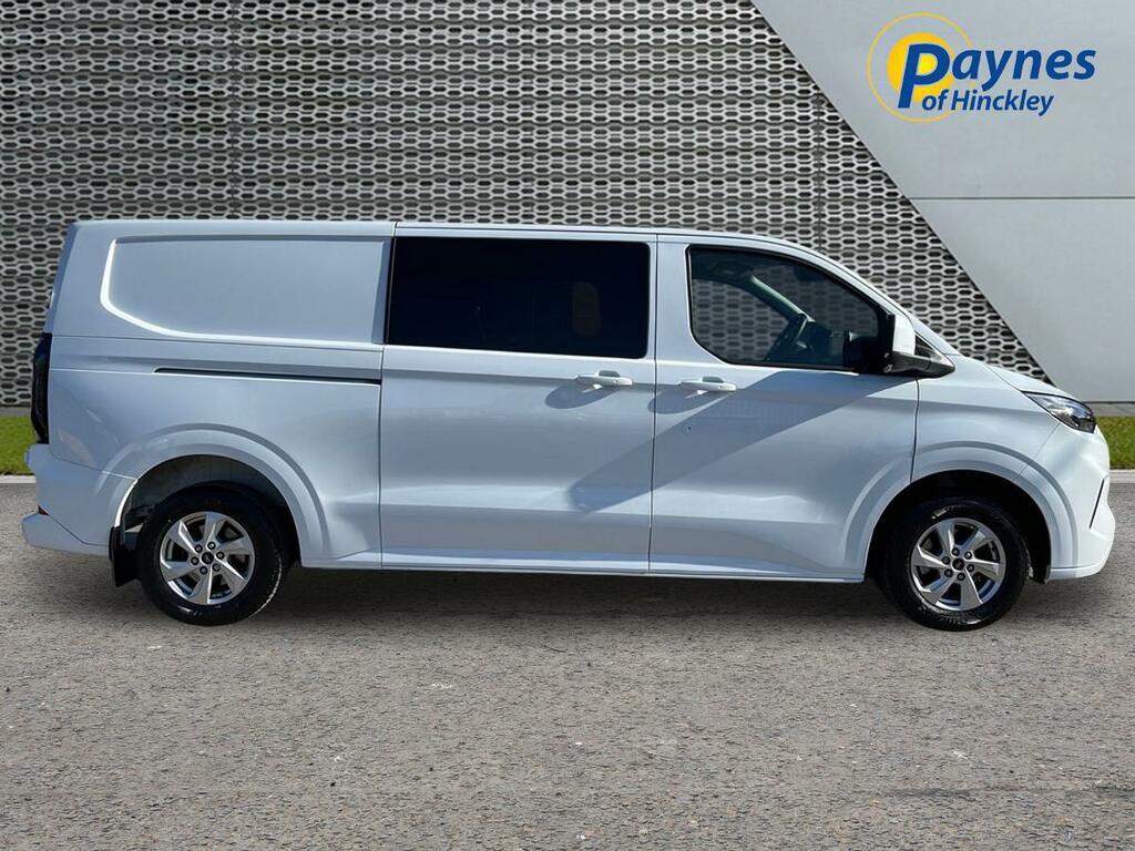 Ford Transit Custom 2.0 320 Ecoblue Limited Crew Van L2 H1 Euro 6 KX74ONB White #2