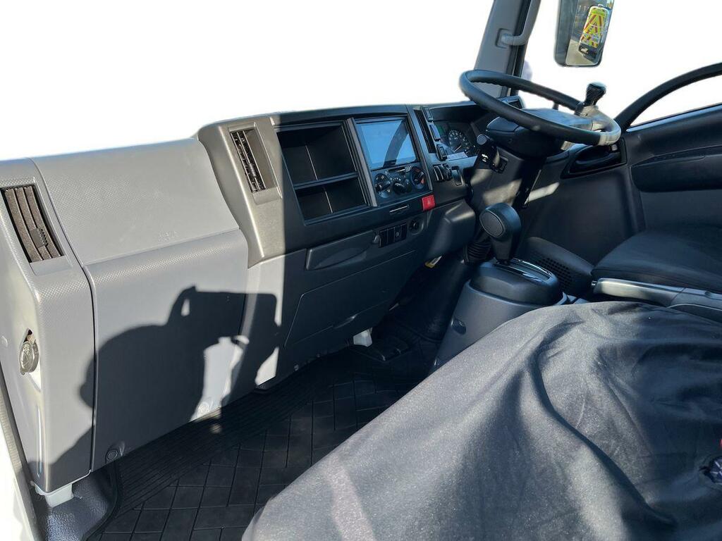 Isuzu 3L N35.150t White #9