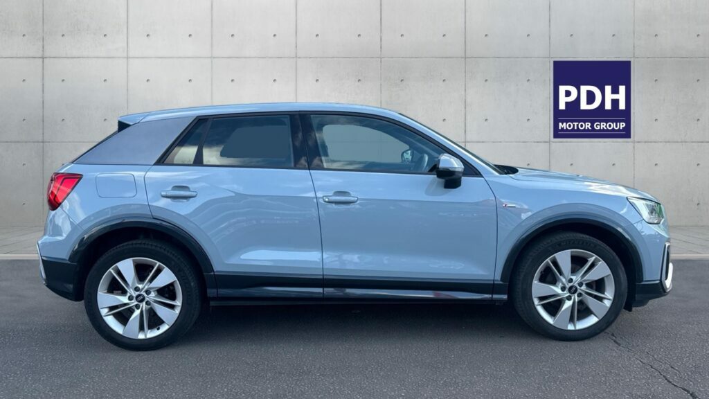 Audi Q2 30 Tfsi S Line MT72ZGG Grey #2