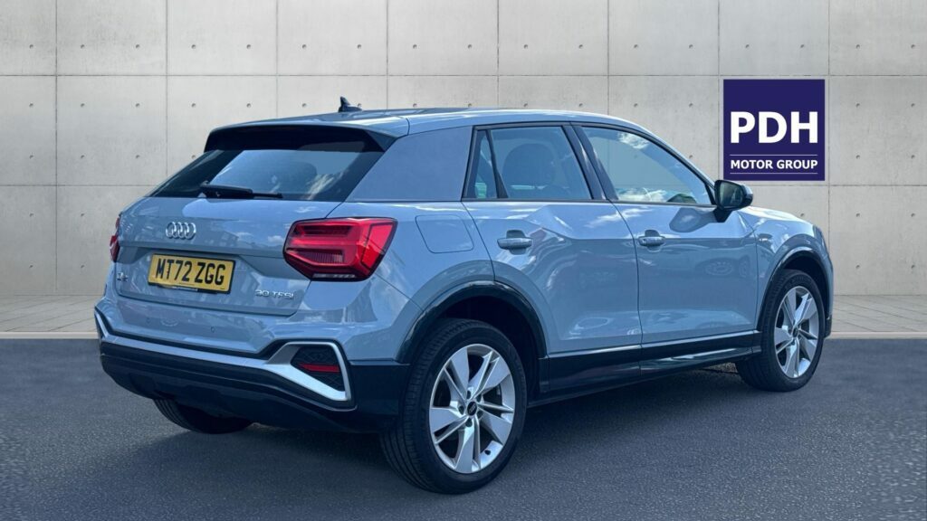 Audi Q2 30 Tfsi S Line MT72ZGG Grey #3
