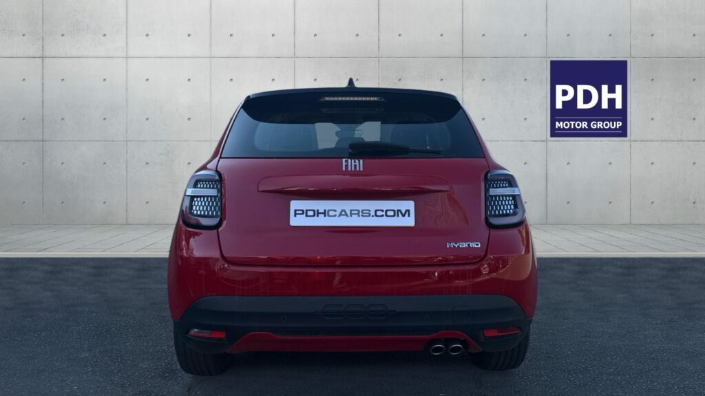 Fiat 600 1.2 Hybrid 136Bhp 48V Edct-6  Red #4