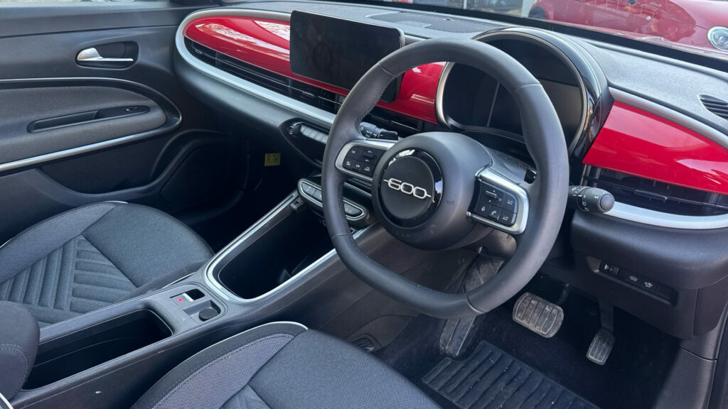 Fiat 600 1.2 Hybrid 136Bhp 48V Edct-6  Red #6