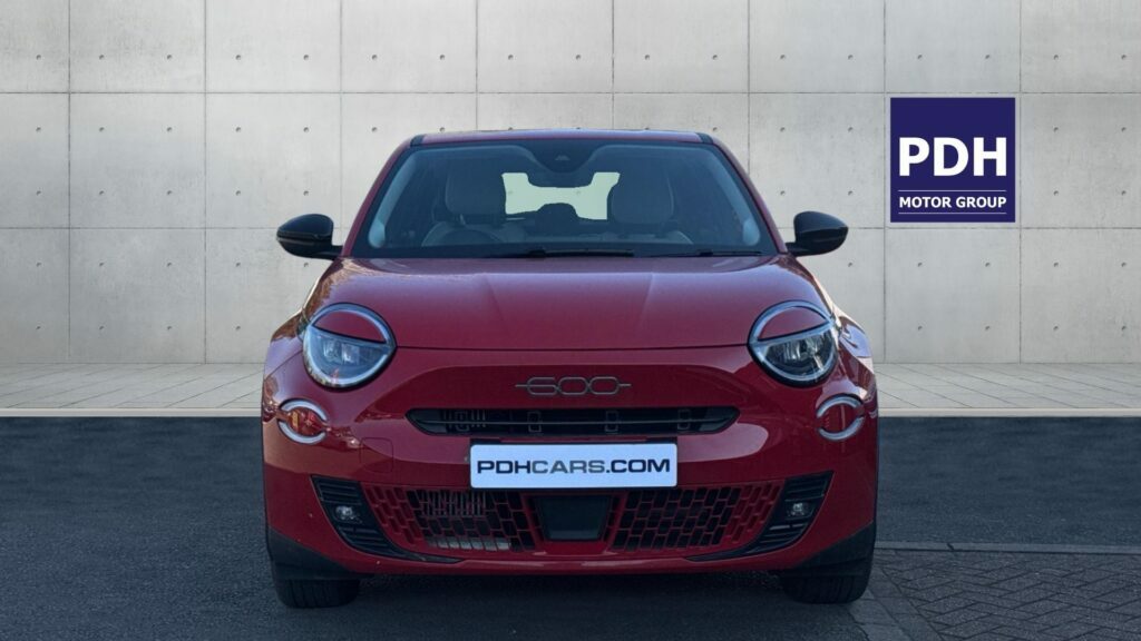 Fiat 600 1.2 Hybrid 136Bhp 48V Edct-6  Red #5