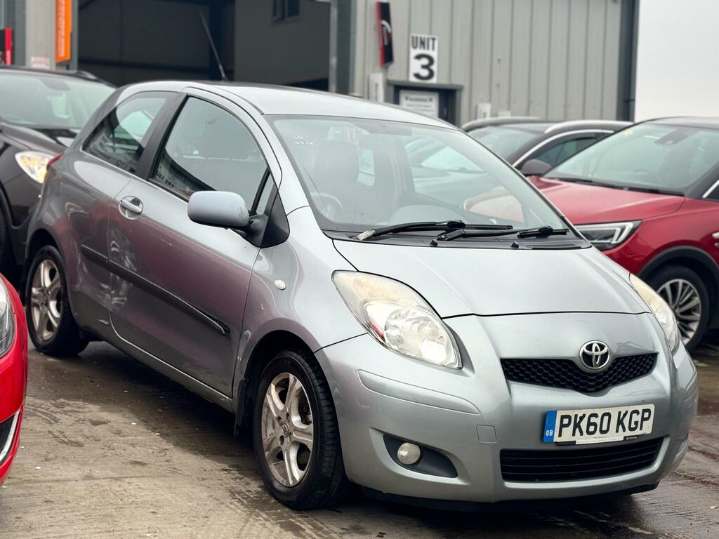 Toyota Yaris Hatchback PK60KGP #3