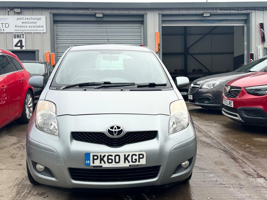 Toyota Yaris Hatchback PK60KGP #6