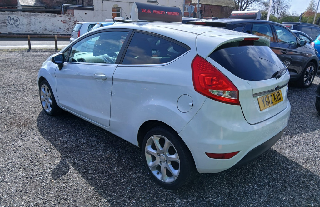 Ford Fiesta Hatchback YG12KXD Black #4