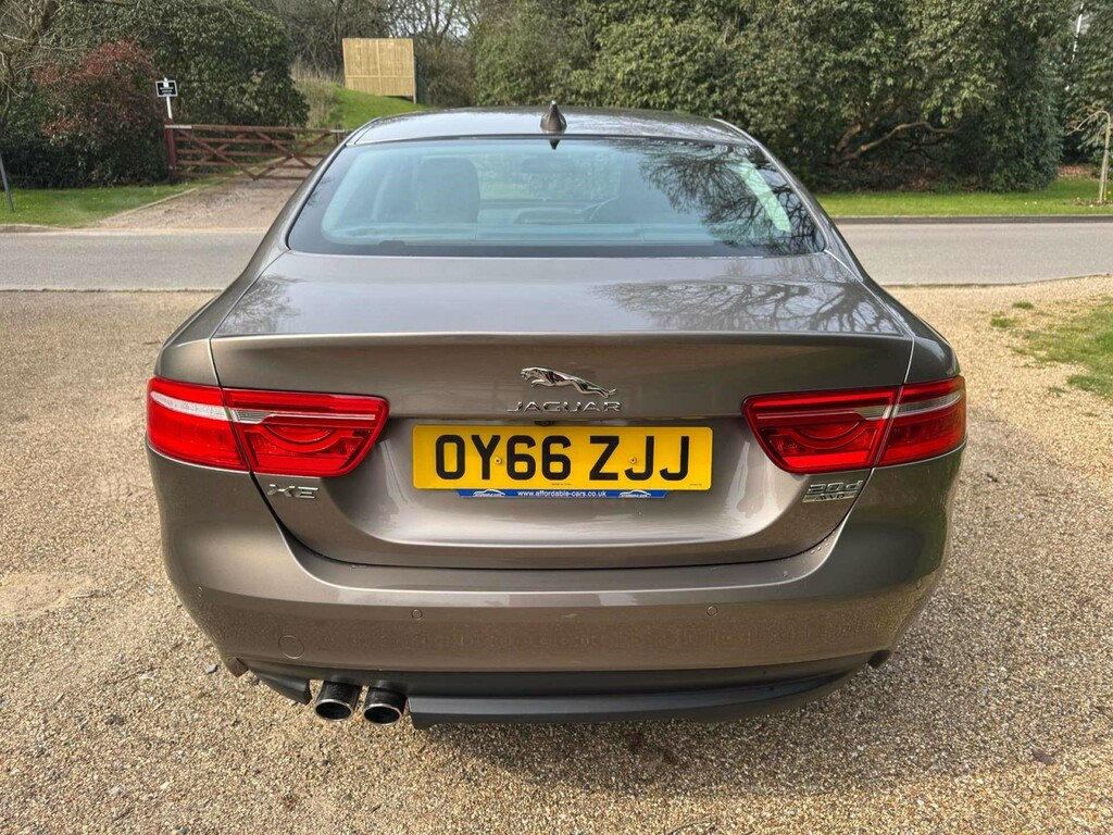 Jaguar XE Portfolio D Awd 4Wd OY66ZJJ #5