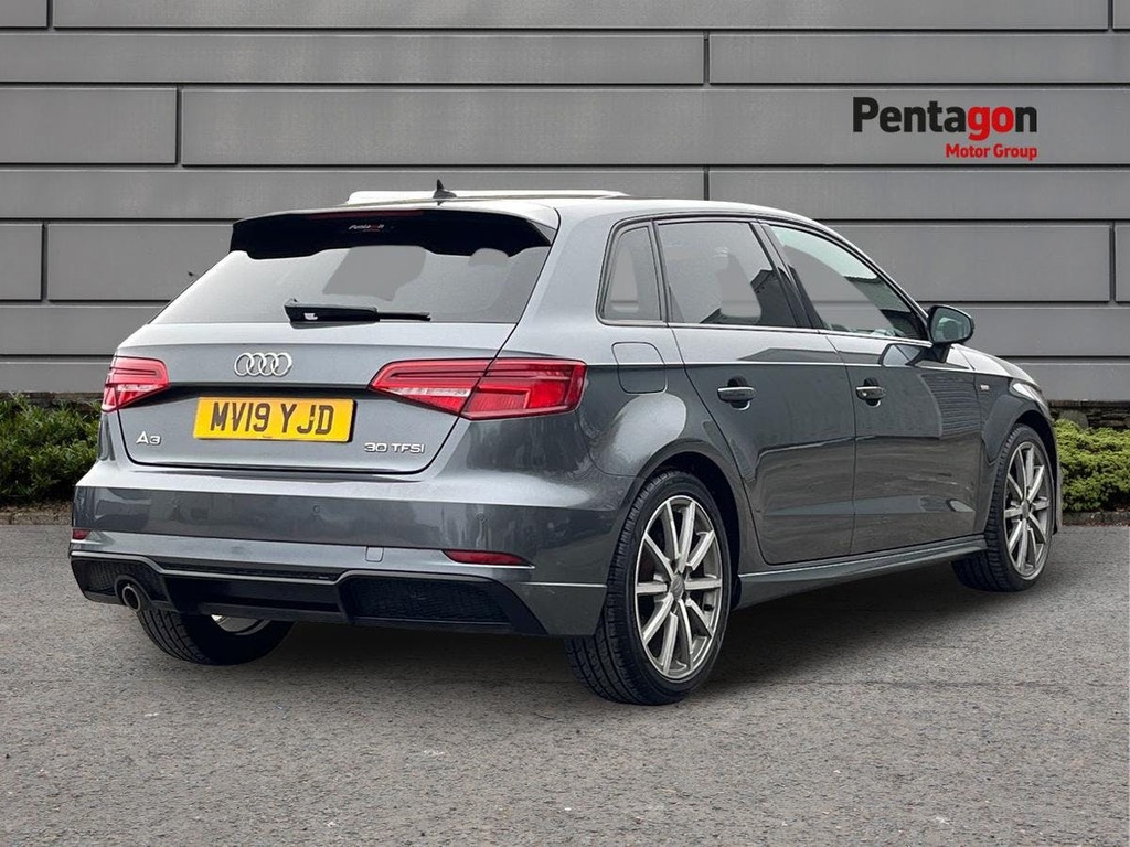 Audi A3 1.0 Tfsi 30 Black Edition Sportback Man MV19YJD Grey #4