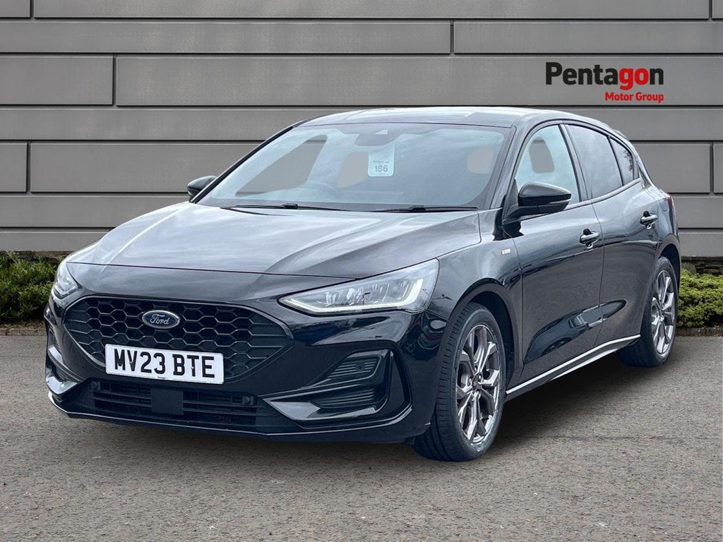 Ford Focus 1.0T Ecoboost St Line Hatchback MV23BTE Black #3