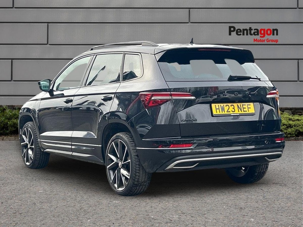 Skoda Karoq 1.5 Tsi Act Sportline Suv Dsg Euro 6 S HW23NEF Black #2