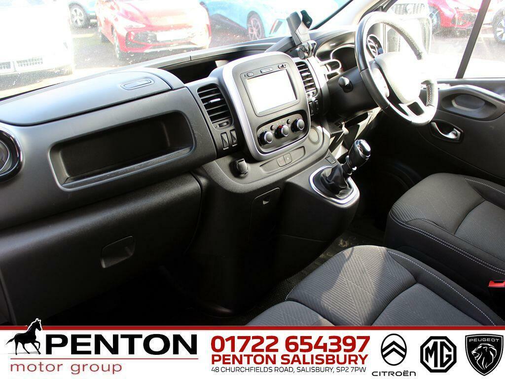 Renault Trafic 2.0 Dci Energy 28 Sport Swb Standard Roof Euro 6 HJ21MYN #5
