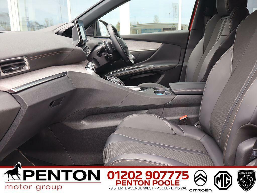 Peugeot 5008 1.2 Puretech Gt Eat Euro 6 Ss MK22VVN Black #4