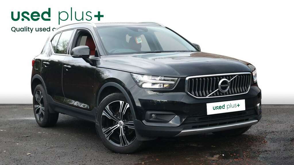Volvo XC40 1.5 T3 163 Inscription Pro Geartronic YY70EXJ Black #2
