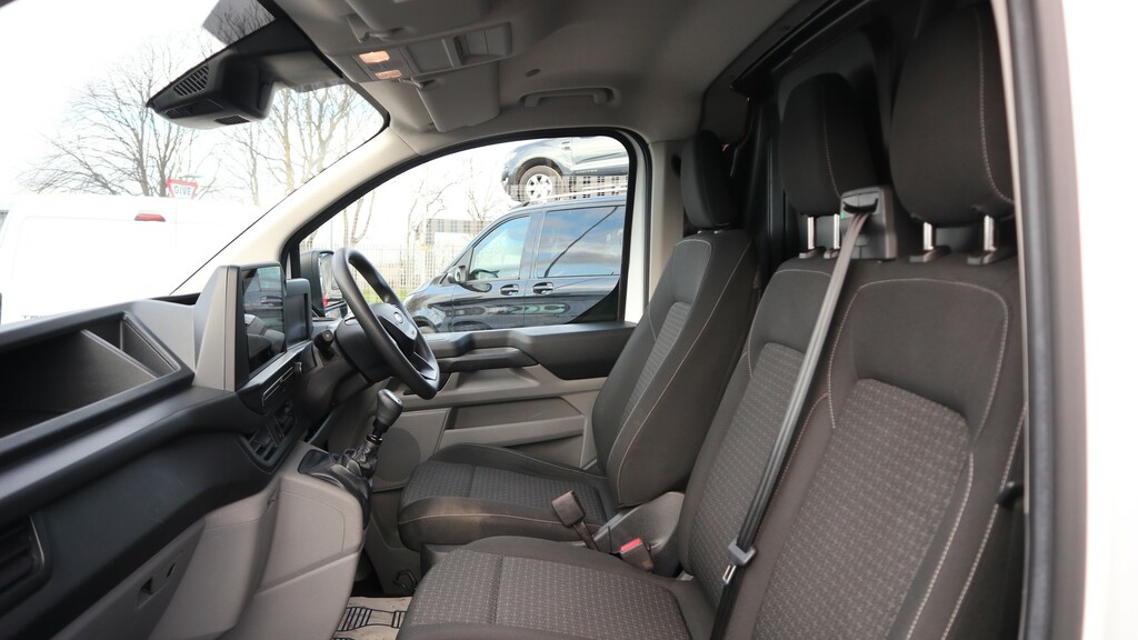 Ford Transit Custom 300 L1 Swb H1 Trend 136Ps Eu6 6 Speed Panel Van HK73LVJ White #5