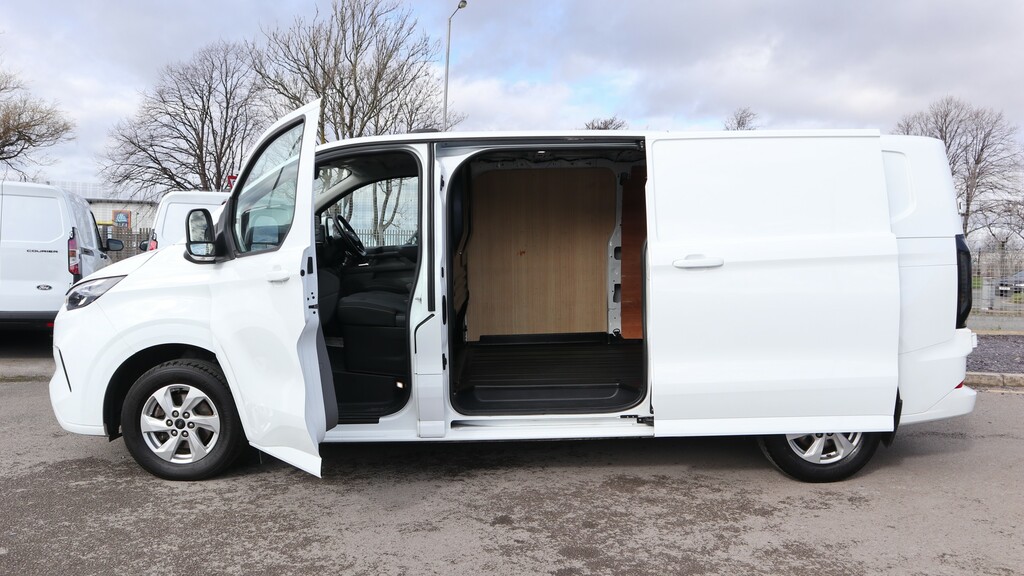 Ford Transit Custom 300 L2 Lwb H1 Limited 136Ps Eu6 6 Speed Panel Van LC24YLH White #6