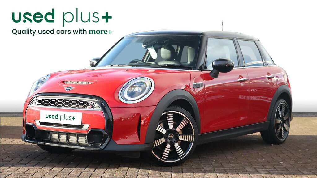 Mini Hatch 2.0 Cooper S Exclusive Red