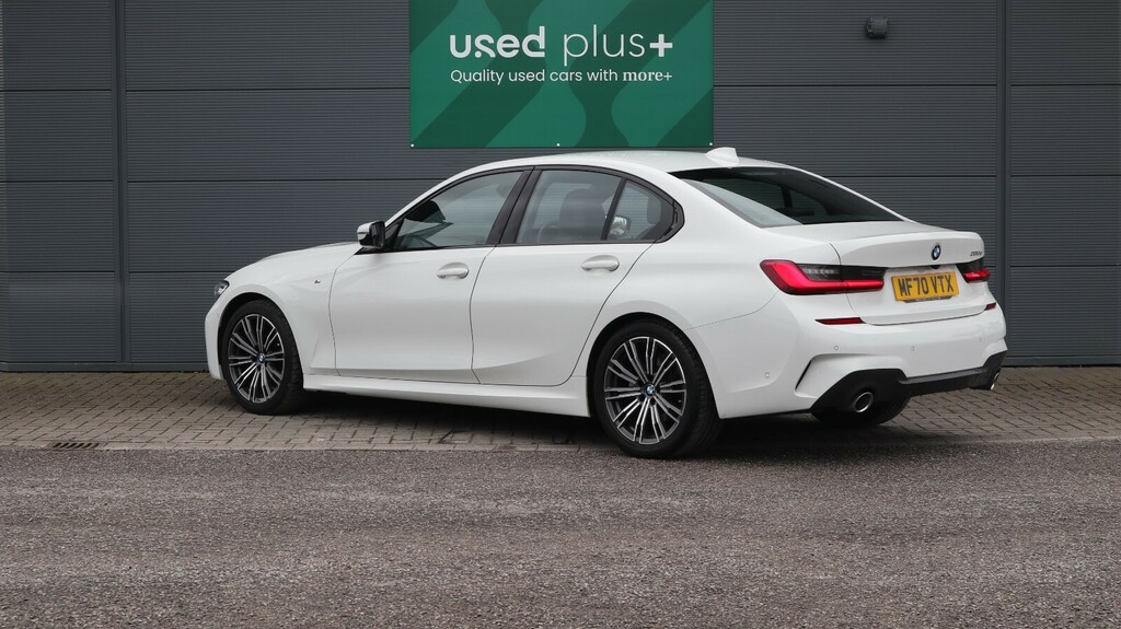 BMW 3 Series 320D Mht M Sport Step MF70VTX White #4