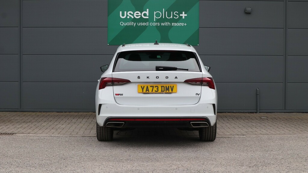 Skoda Octavia 1.4 Tsi Iv Vrs Dsg White #5
