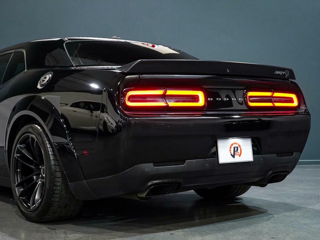 Dodge Challenger Coupe Red #8