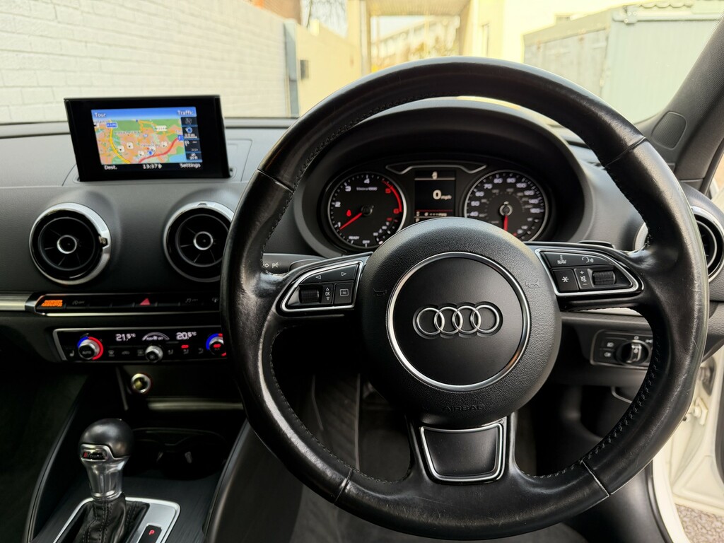 Audi A3 2.0 Tdi Sport Quattro S-tronic Fsh YS16AEB White #4