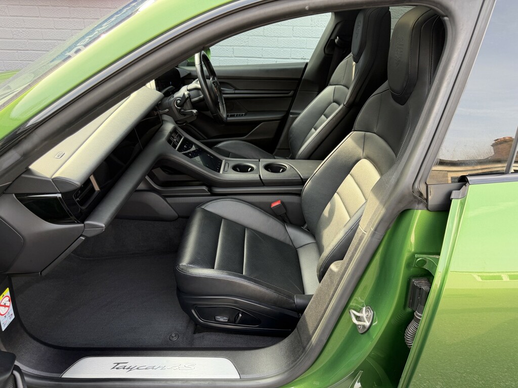 Porsche Taycan Performance Plus 93.4Kwh 4S Cross Turismo Green #5