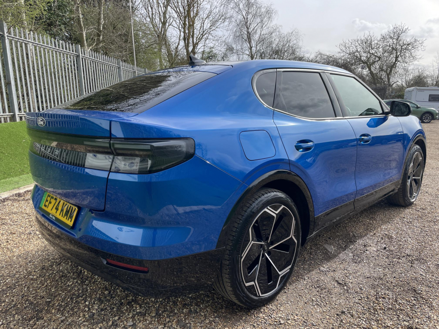 Ford Capri Premium Ext EF74KMM Blue #4