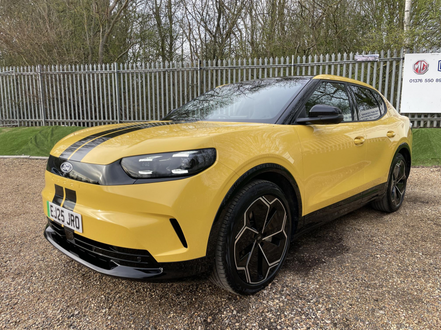 Ford Capri Ev Premium EJ25JRO Yellow #2
