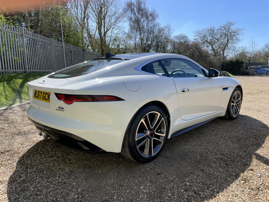 Jaguar F-Type Coupe 3.0 WL67GCK White #4