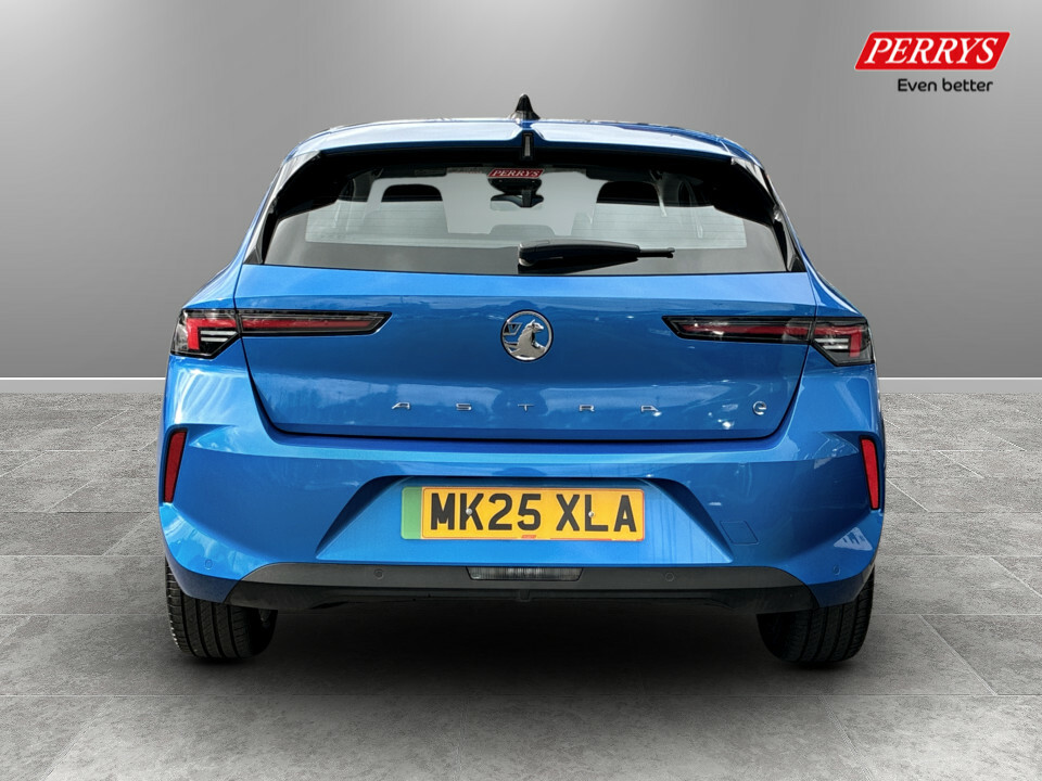 Vauxhall Astra 115Kw Design 54Kwh  #6