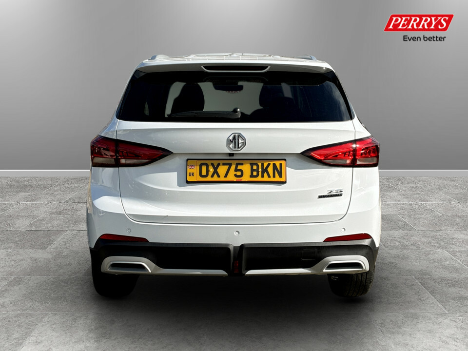 MG ZS 1.5 Hybrid Trophy OX75BKN White #6