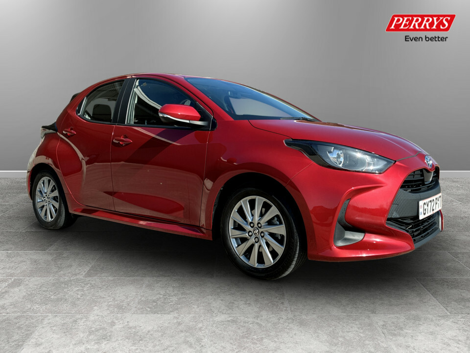 Toyota Yaris 1.5 Hybrid Icon Cvt Red