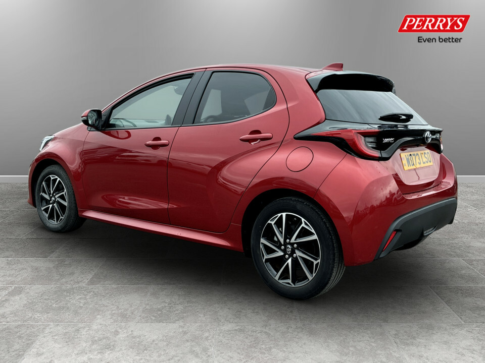 Toyota Yaris 1.5 Hybrid Design Cvt WD73LSO Red #5