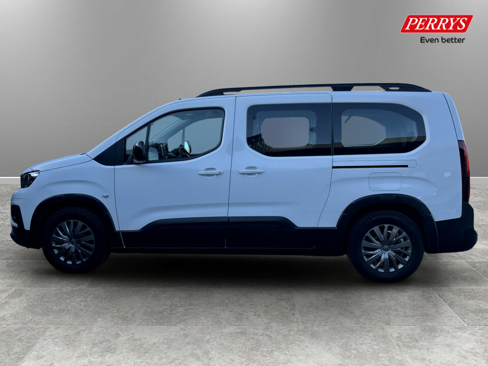 Peugeot e-Rifter 100Kw Allure 50Kwh 7 Seats White #4