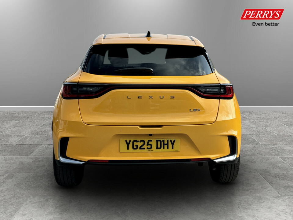 Lexus LBX 1.5 Premium Plus E-cvt YG25DHY Yellow #6
