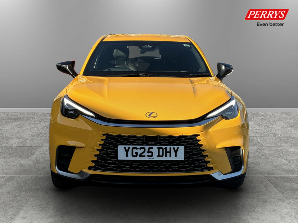 Lexus LBX 1.5 Premium Plus E-cvt YG25DHY Yellow #2