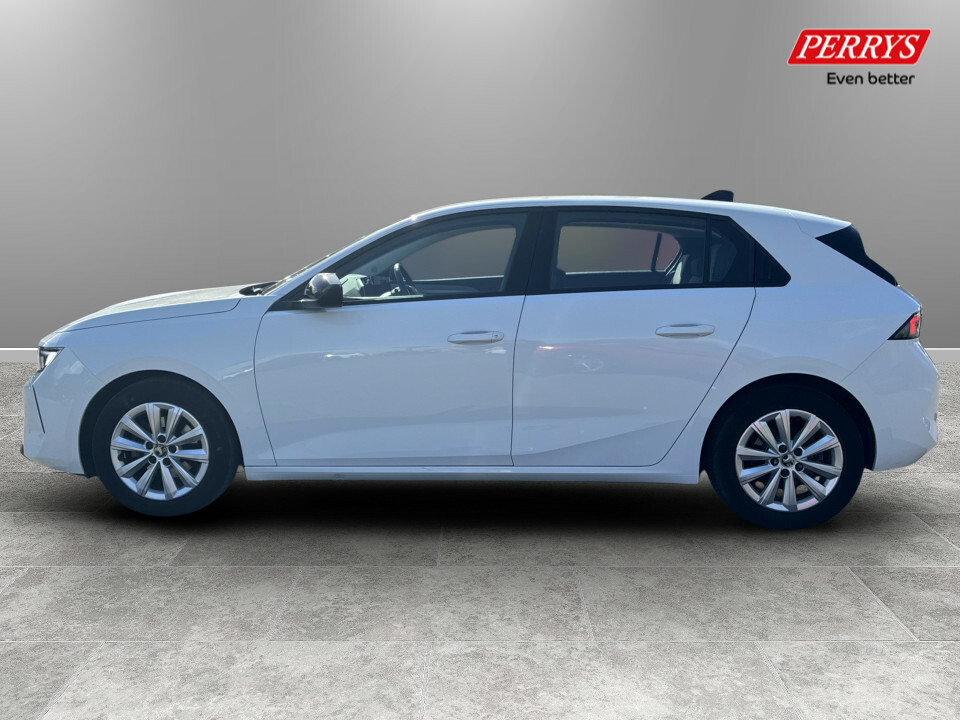 Vauxhall Astra 1.2 Turbo 130 Design GF72BYV White #4