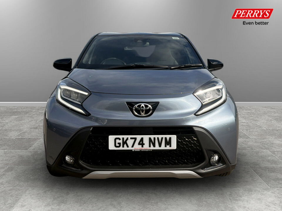 Toyota Aygo X 1.0 Vvt-i Exclusive GK74NVM Grey #2