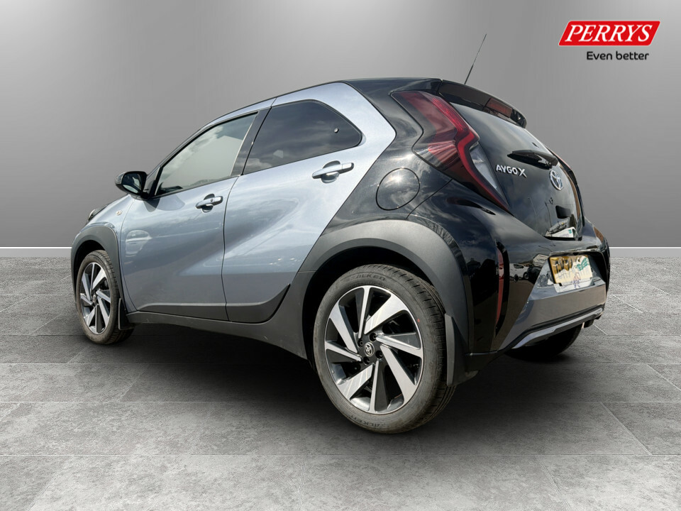 Toyota Aygo X 1.0 Vvt-i Exclusive GK74NVM Grey #5