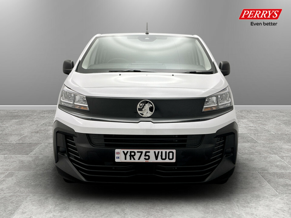Vauxhall Vivaro 2.0 Turbo D 145 Prime H1 Double Cab White #2