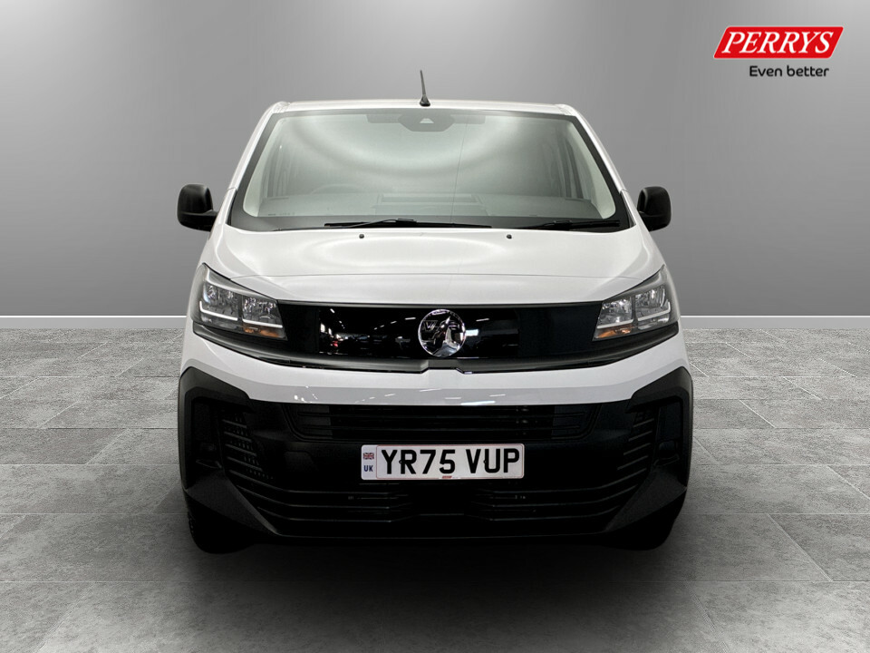 Vauxhall Vivaro 2.0 Turbo D 145 Prime H1 Double Cab White #2