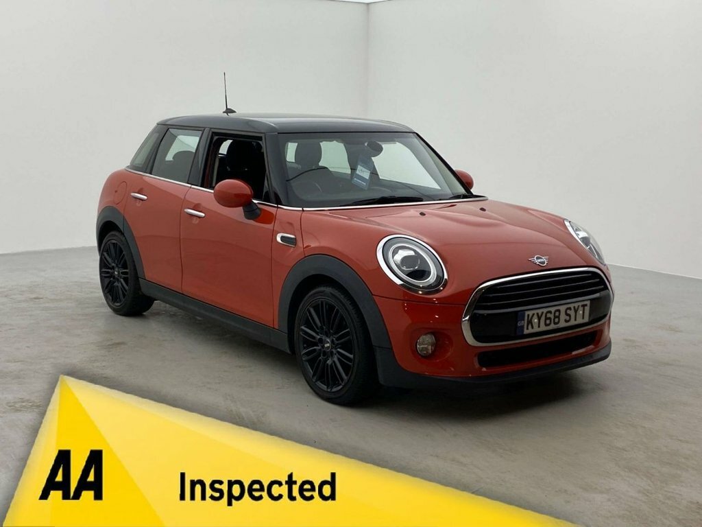 Mini Hatch 1.5L Cooper Orange