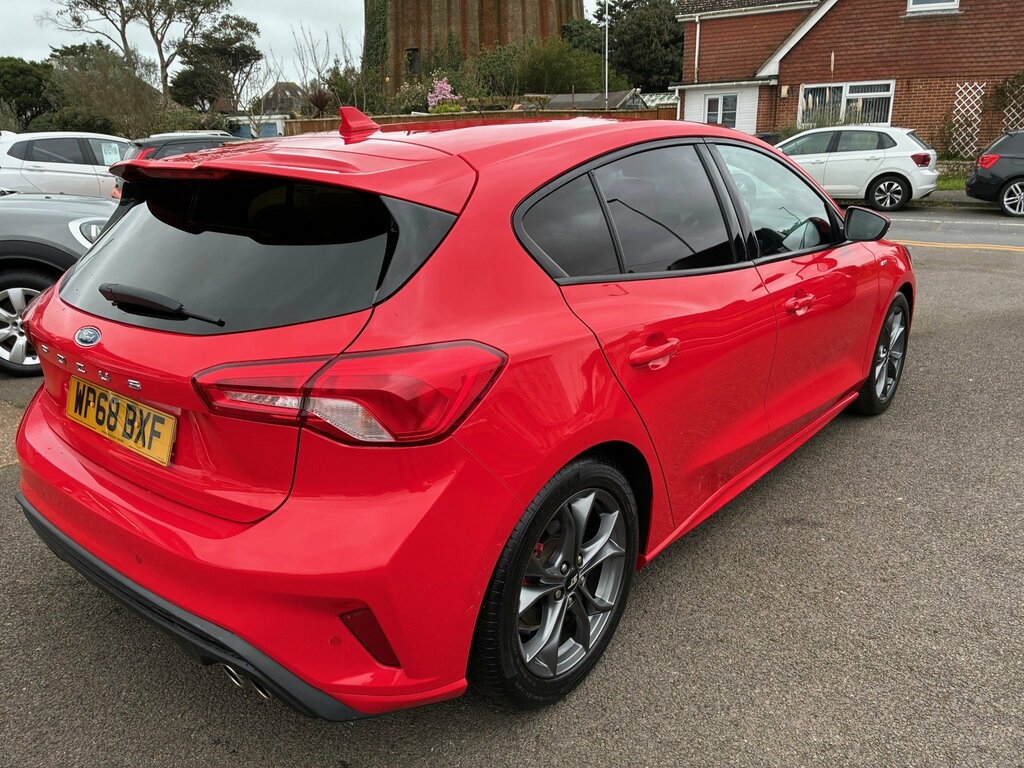 Ford Focus St-line 1.0 Ecoboost 125 6 WP68BXF Red #3