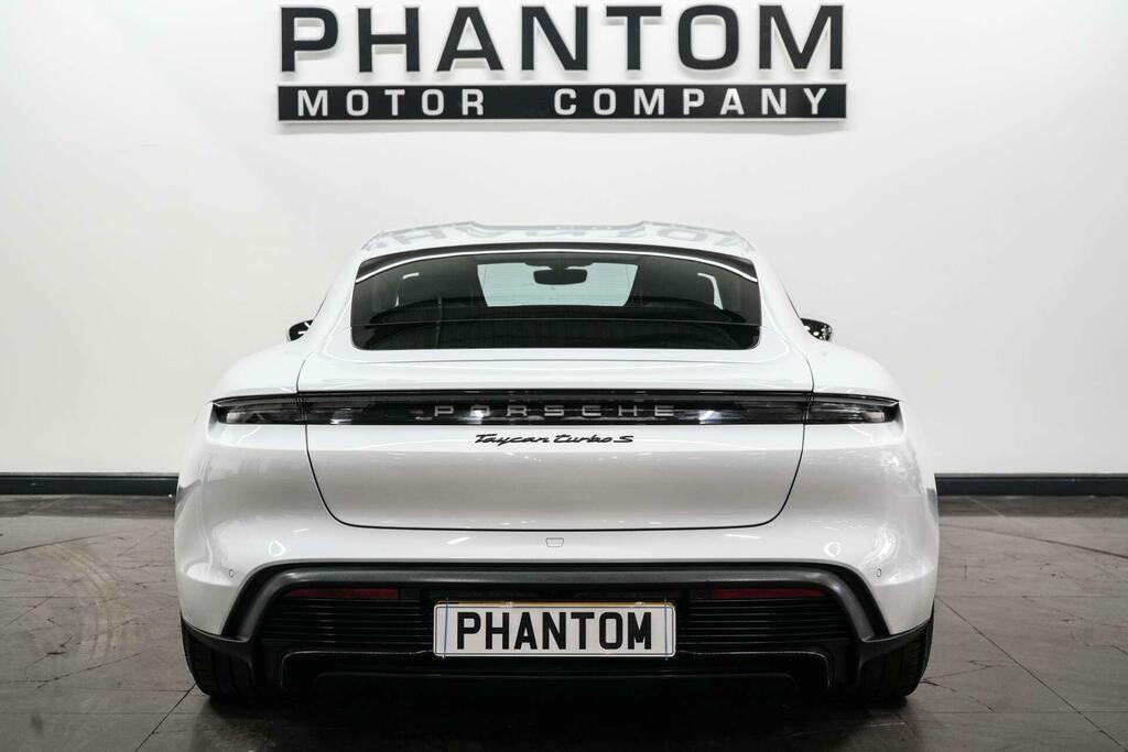 Porsche Taycan Performance Plus 93.4Kwh Turbo S 4Wd  White #4