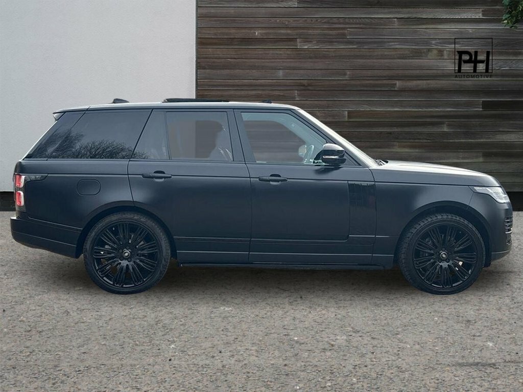 Land Rover Range Rover 4.4L Autobiography 5dr Black #4