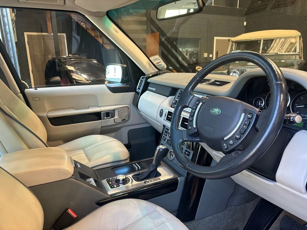Land Rover Range Rover 3.6L Vogue Green #2